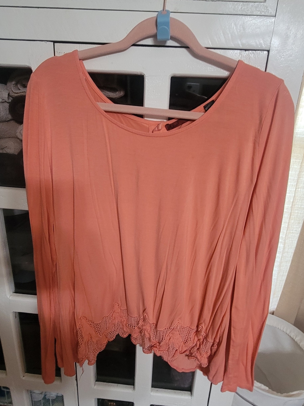 BKE Coral Peach Long-Sleeve Crochet Hem Top